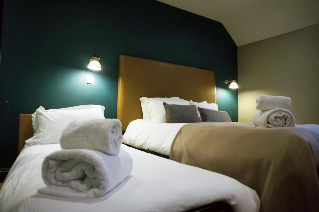ברקהאמסטד The Penny Farthing Hotel מראה חיצוני תמונה